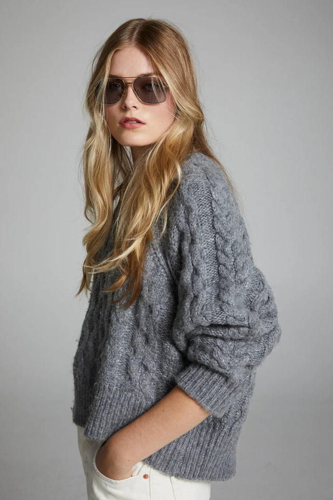 Cable knit cropped sweater hot sale